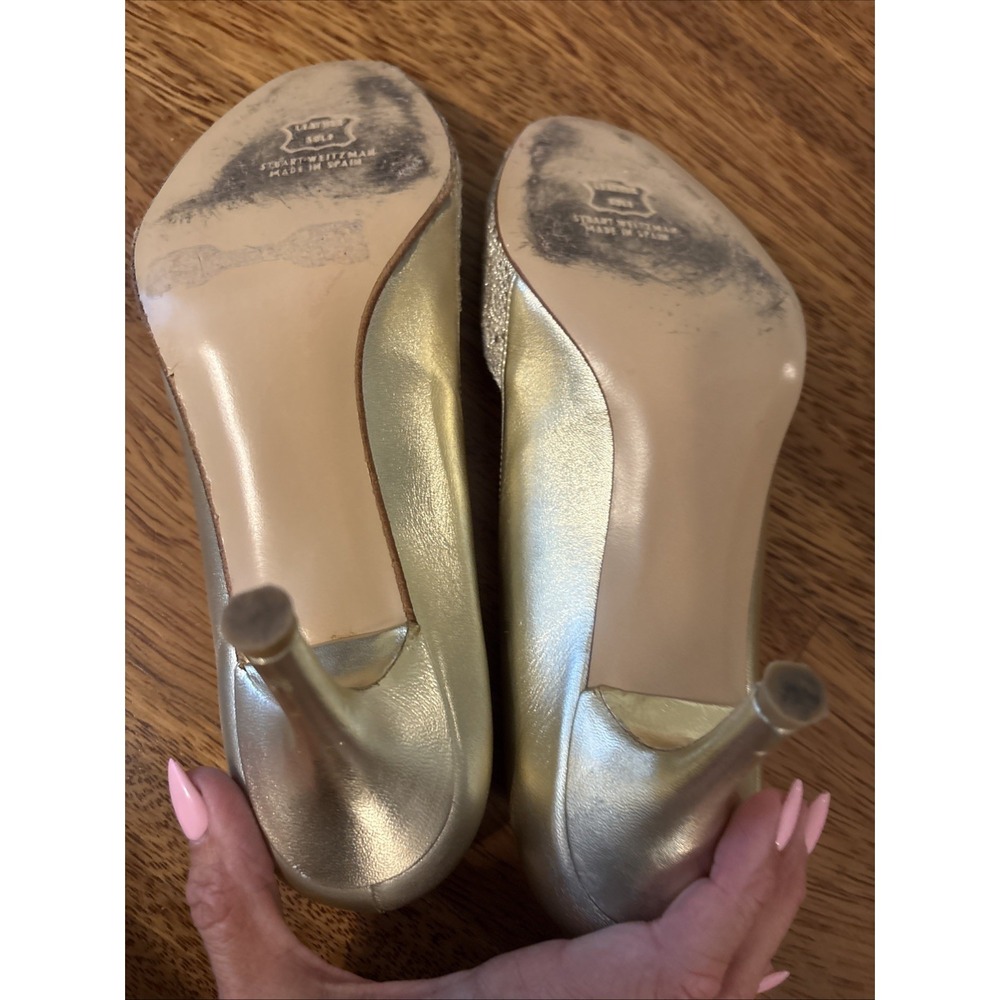 Stuart Weitzman Chantelle Gold Lace Peep Toe Leather Sole Heel Made Spain 8.5 - Picture 7 of 12